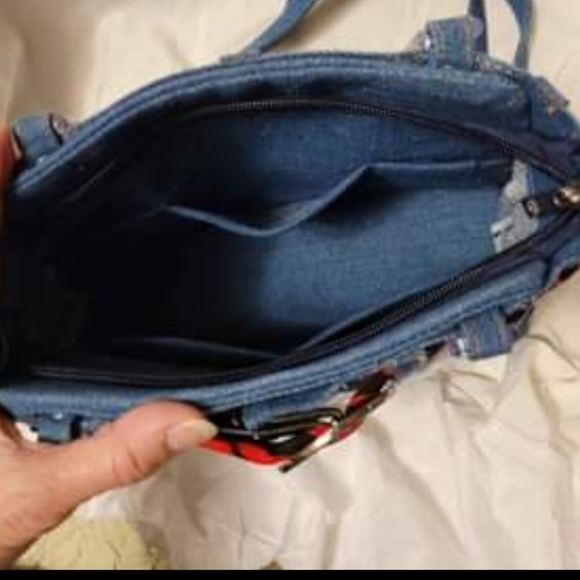 Purses - Picture 8 of 14